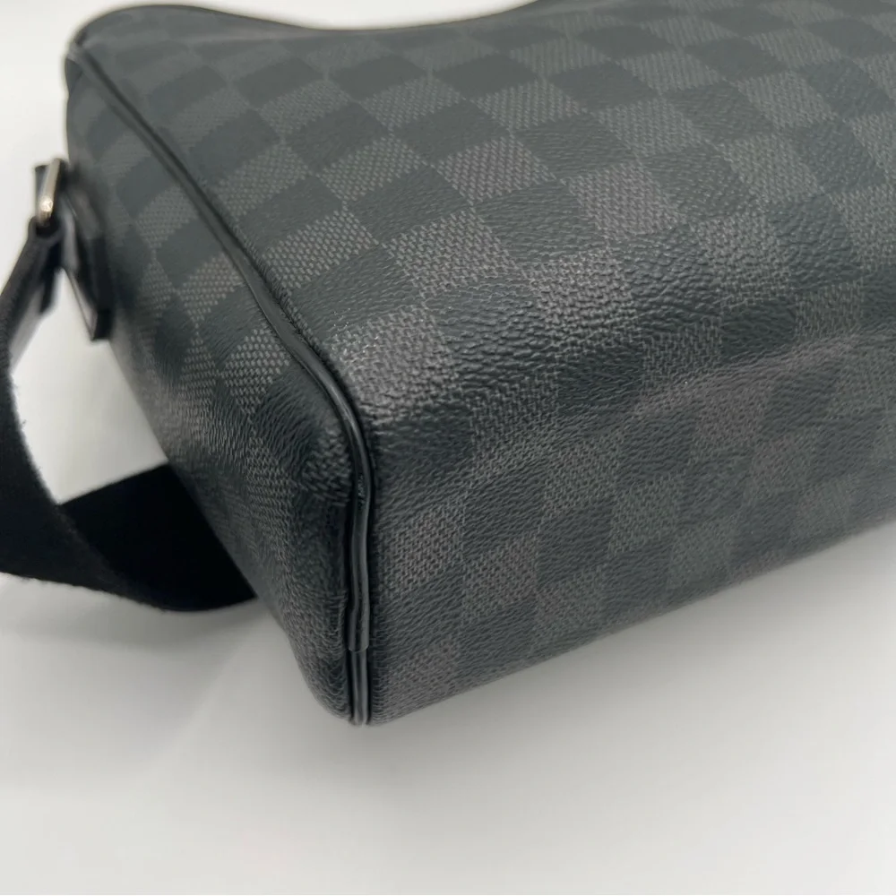 Louis Vuitton Black and Gray Damier Graphite Messenger Bag